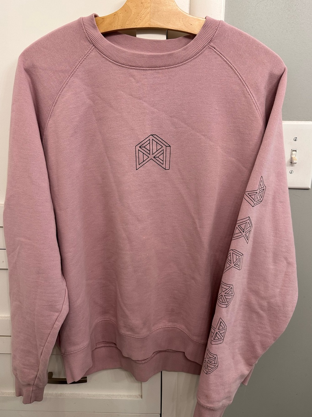 Rawgear Crewneck pink unisex medium Gears athletic wear garment dyed sweatshirt